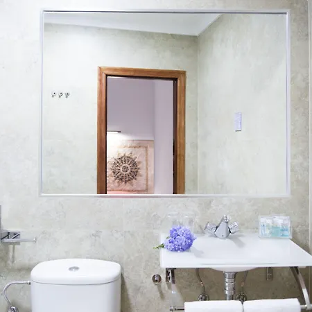 Πανσιόν Alhambra - Adults Only Nerja