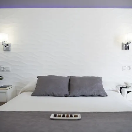 Πανσιόν Alhambra - Adults Only Nerja