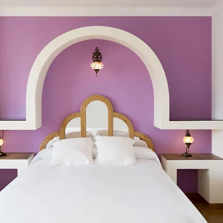 Alhambra - Adults Only Guest house