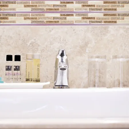 호스탈 알람브라 - 성인 전용 네르하