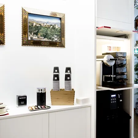 Alhambra - Adults Only Guest house