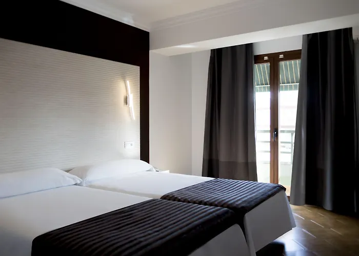 Alhambra - Adults Only Nerja