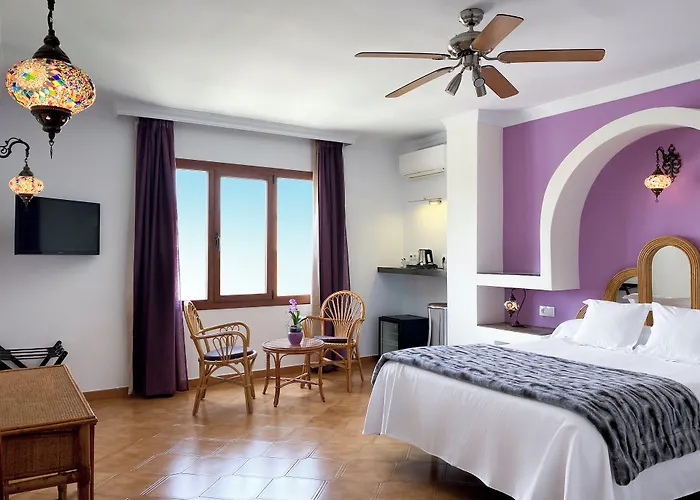 Guest house Alhambra - Adults Only 4*