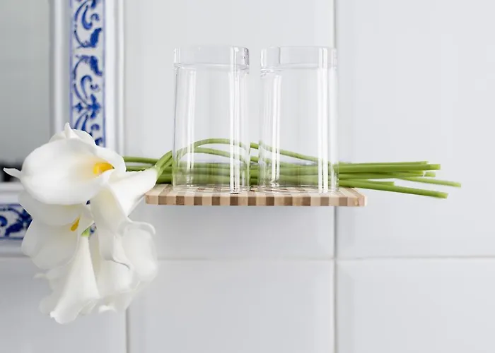 Alhambra - Adults Only