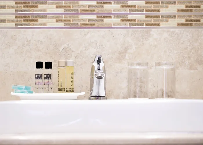 Alhambra - Adults Only Nerja