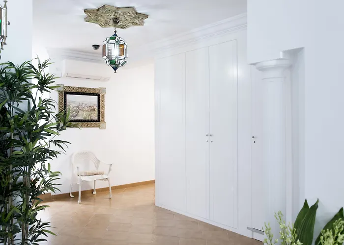 Gasthuis Alhambra - Adults Only Nerja