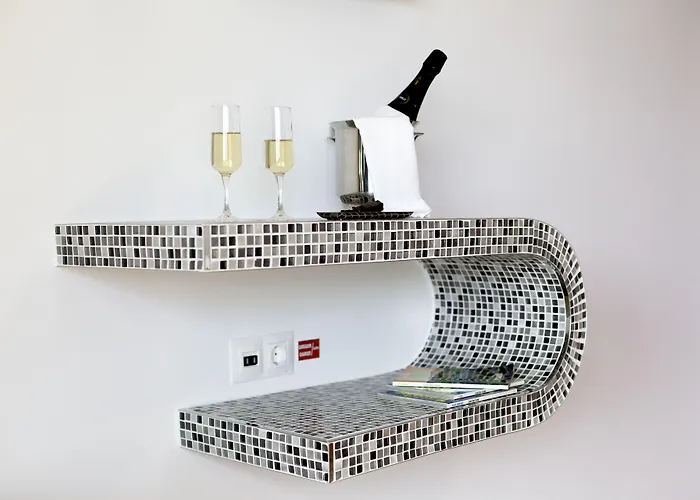 Alhambra - Adults Only 4*