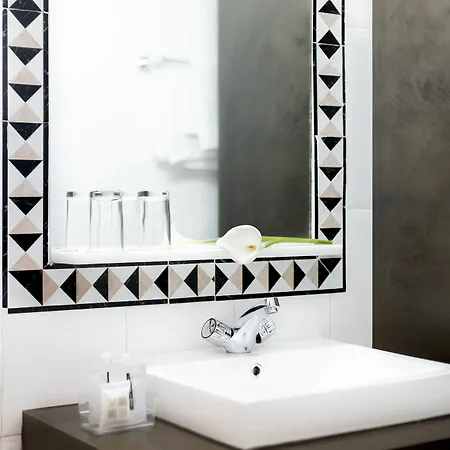 Alhambra - Adults Only Nerja