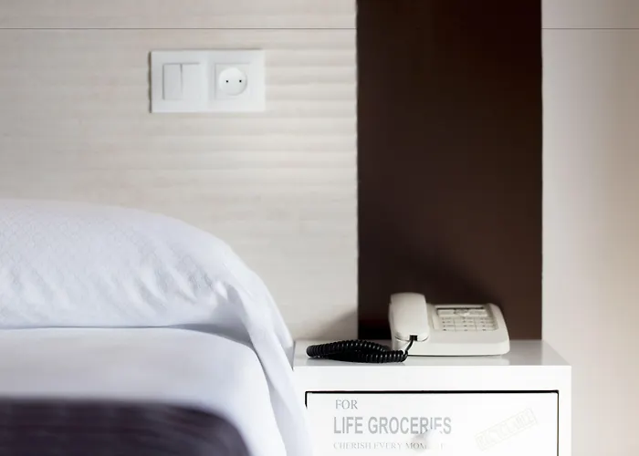 호스탈 알람브라 - 성인 전용 네르하